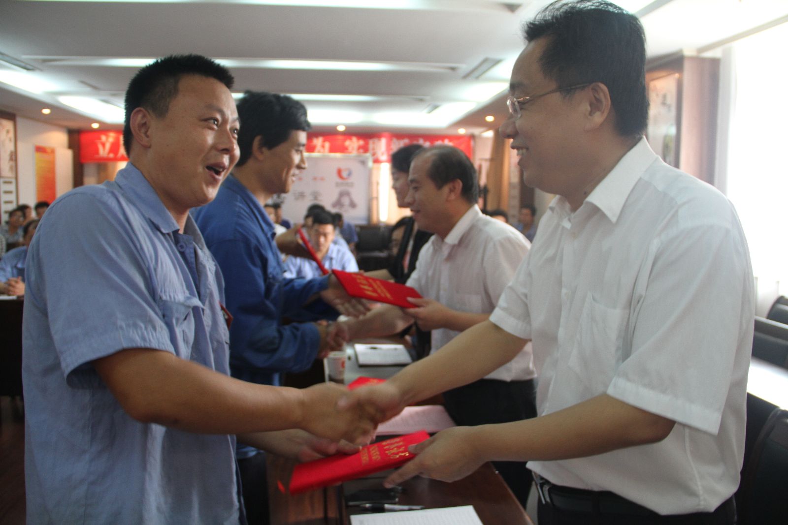 欢迎莅临优惠大厅