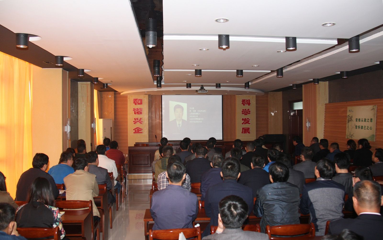 欢迎莅临优惠大厅