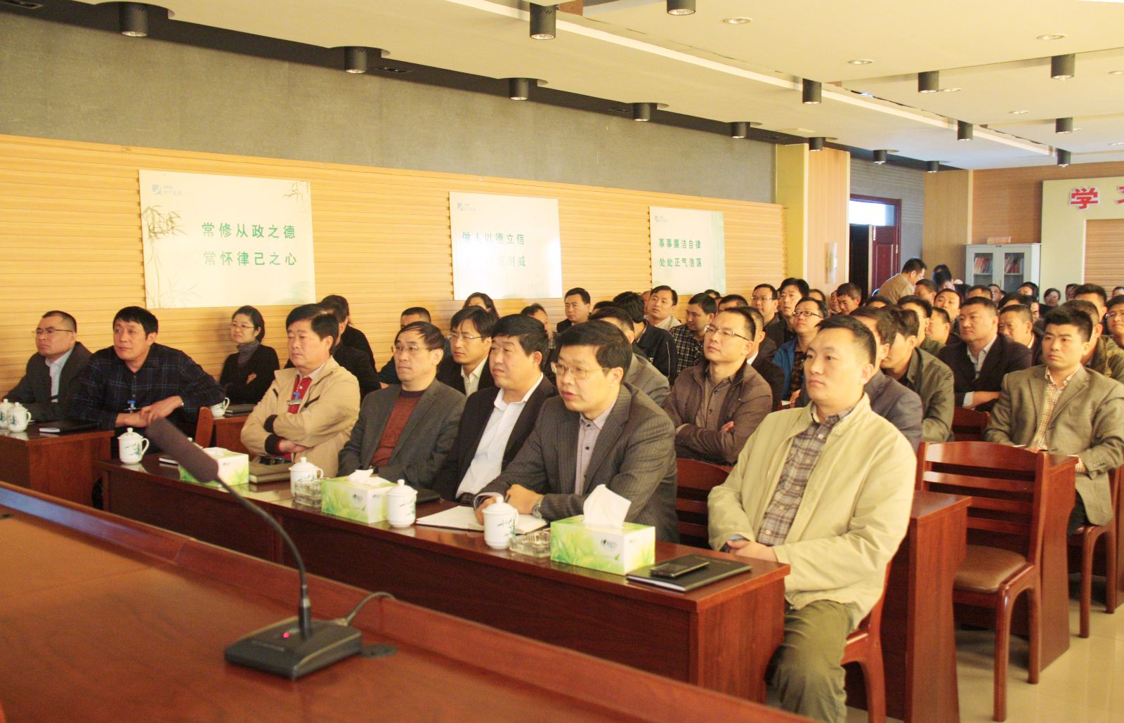 欢迎莅临优惠大厅